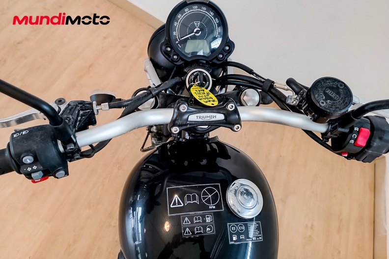 Motorbike image 10