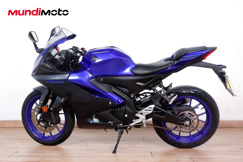 Motorbike image 5