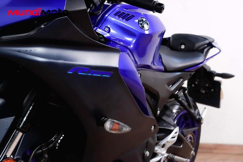 Motorbike image 8