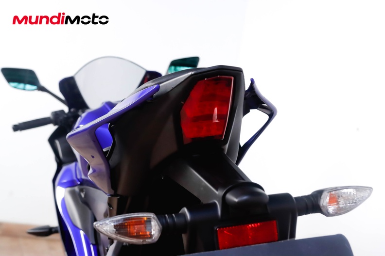 Motorbike image 9
