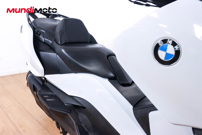 Motorbike image 10