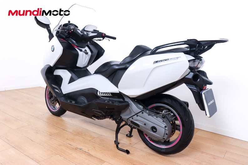 Motorbike image 6