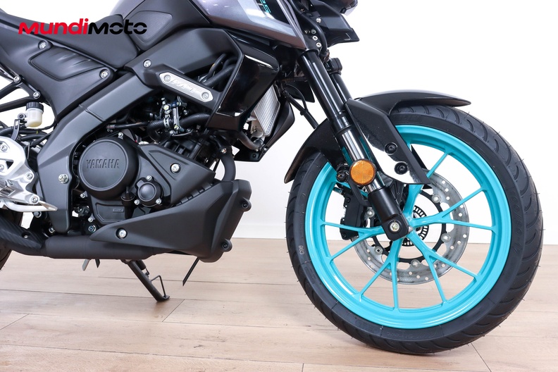 Motorbike image 13