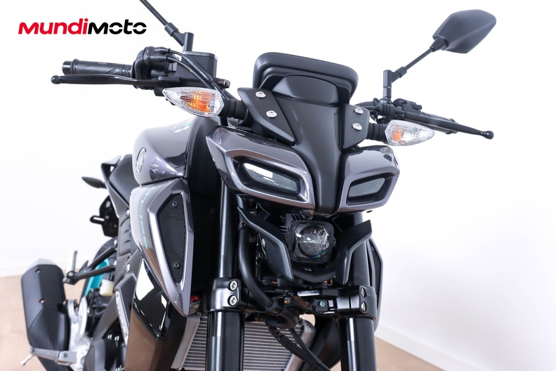 Motorbike image 4
