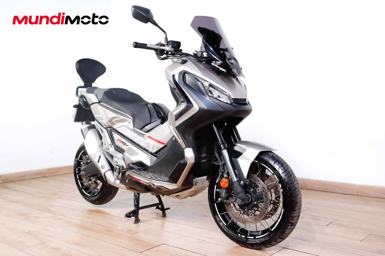 Motorbike image 1