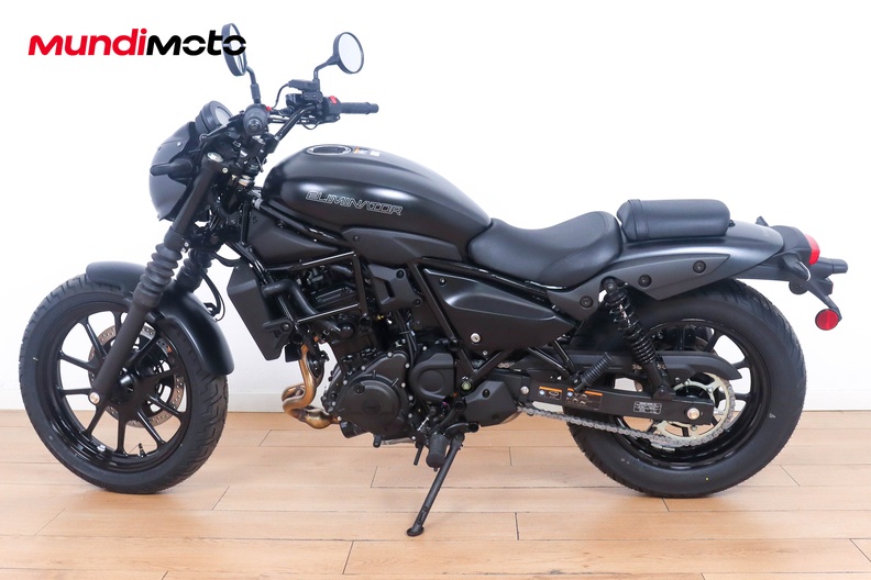 Motorbike image 5
