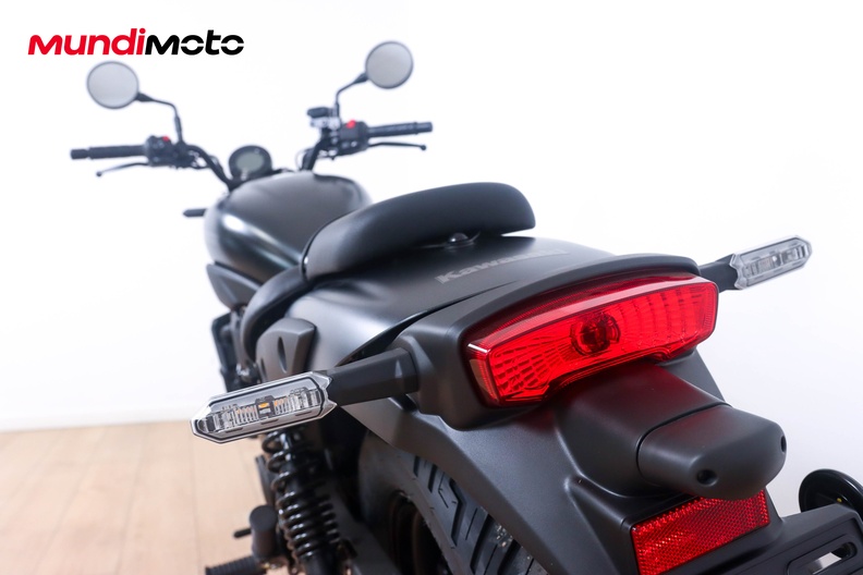 Motorbike image 9