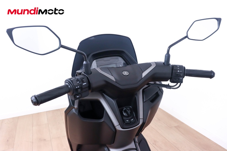 Motorbike image 10