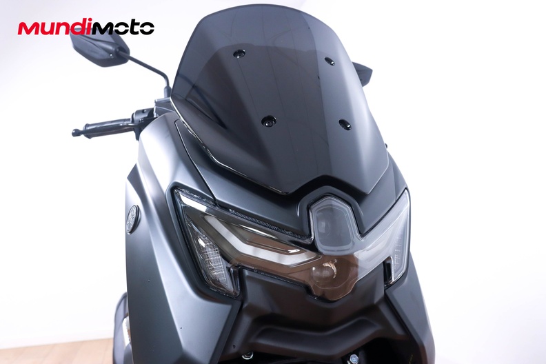 Motorbike image 9