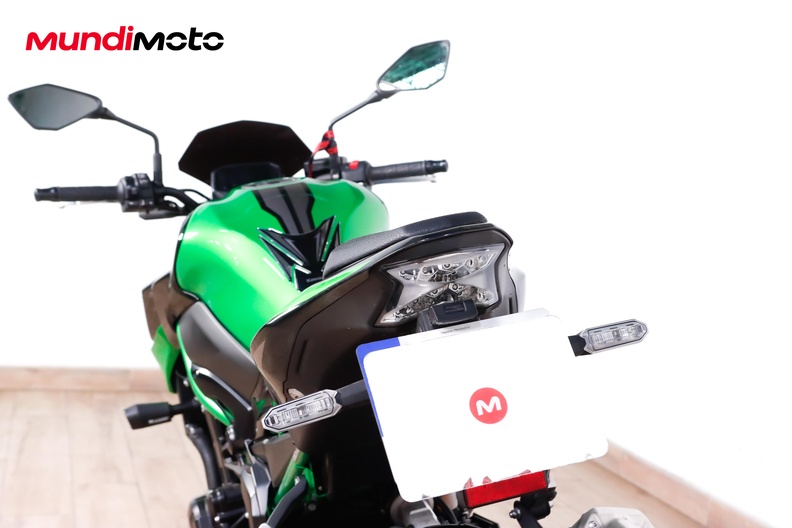 Motorbike image 9