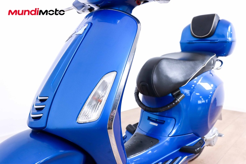 Motorbike image 9