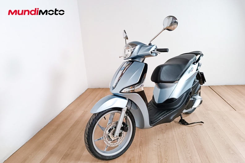 Motorbike image 6