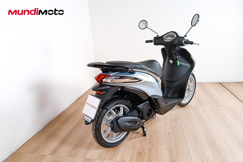 Motorbike image 2
