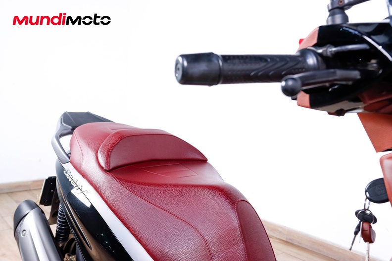 Motorbike image 12