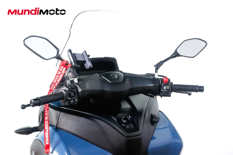 Motorbike image 10