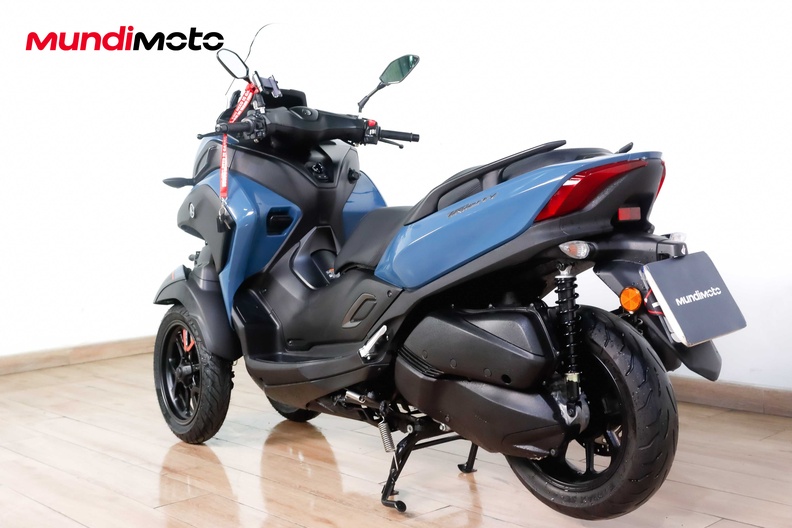 Motorbike image 6