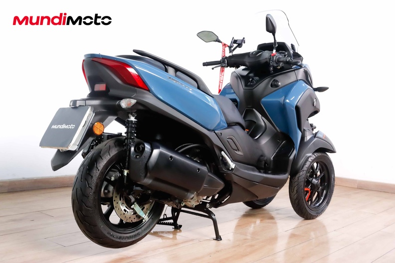 Motorbike image 2