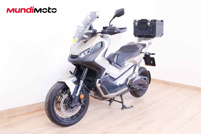 Motorbike image 7