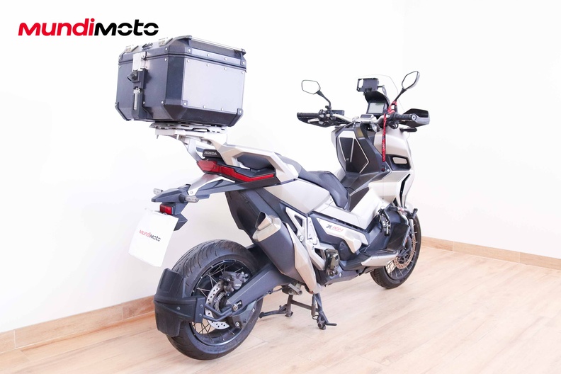 Motorbike image 1