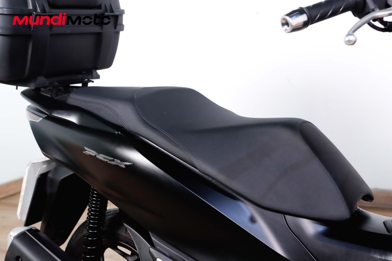 Motorbike image 13