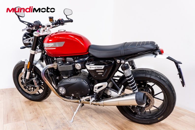 Motorbike image 7