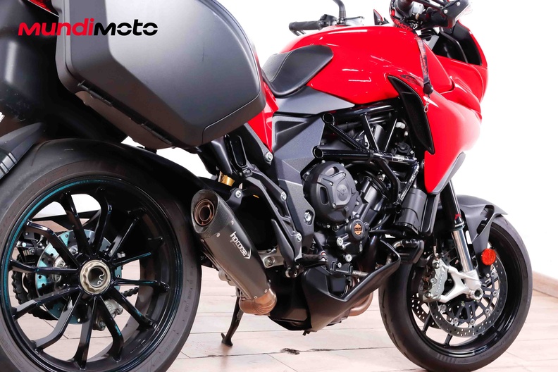 Motorbike image 3