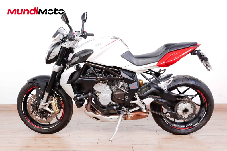 Motorbike image 5