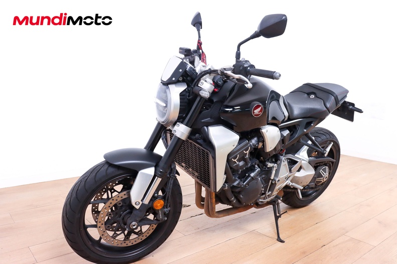 Motorbike image 6