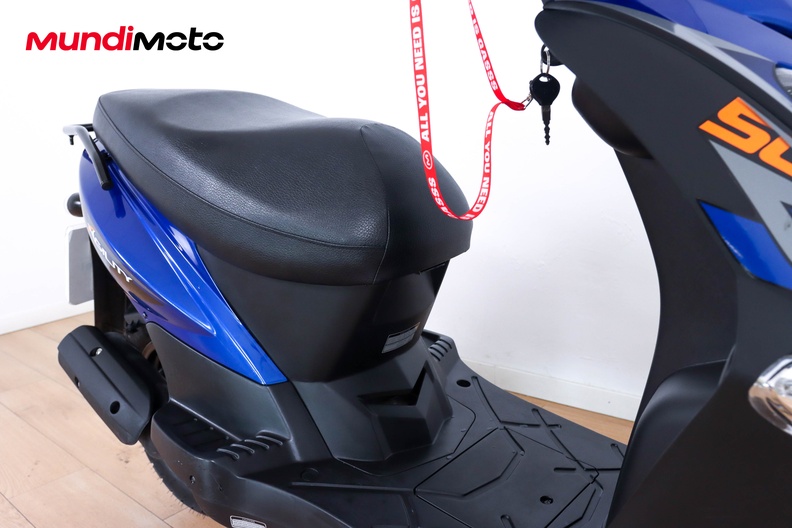 Motorbike image 12