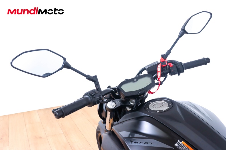 Motorbike image 10