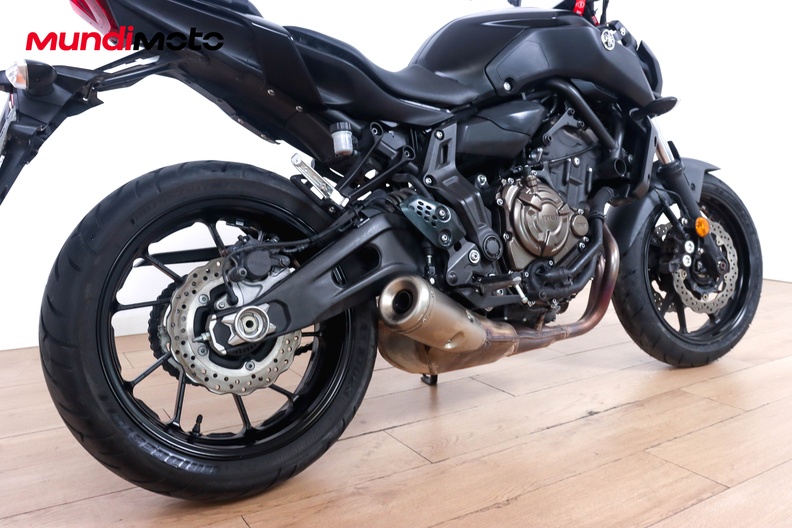 Motorbike image 3