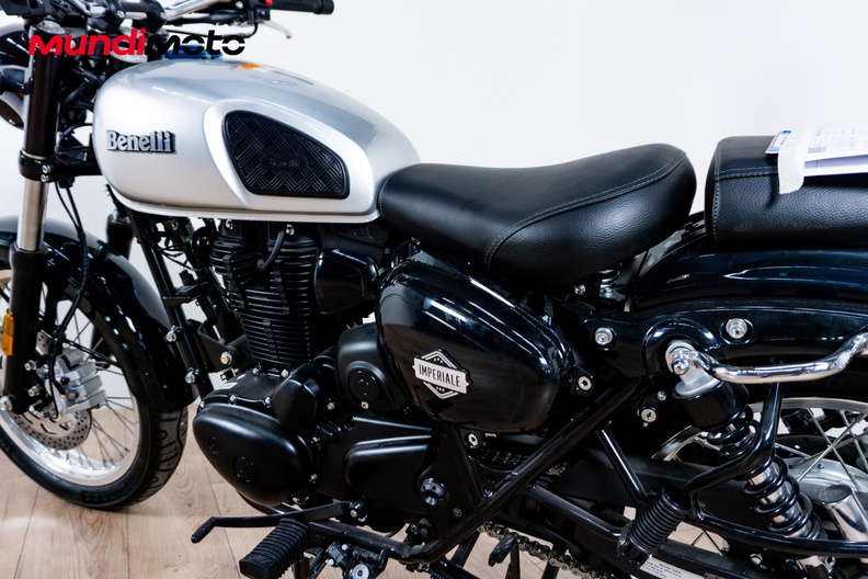 Motorbike image 8
