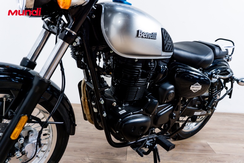 Motorbike image 9