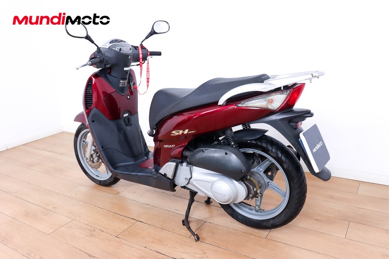 Motorbike image 6