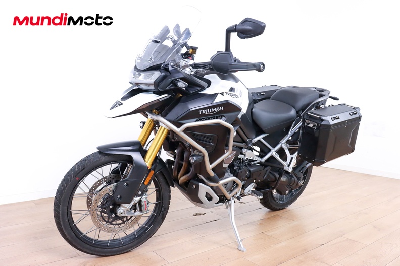 Motorbike image 6