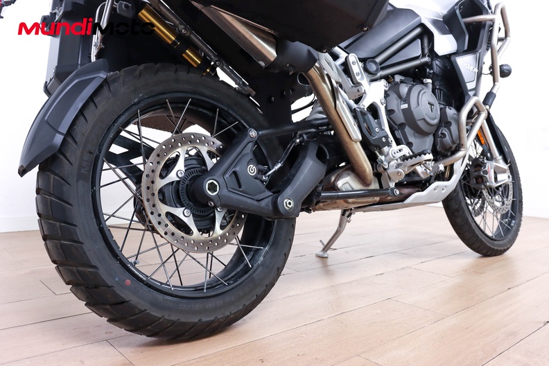 Motorbike image 3