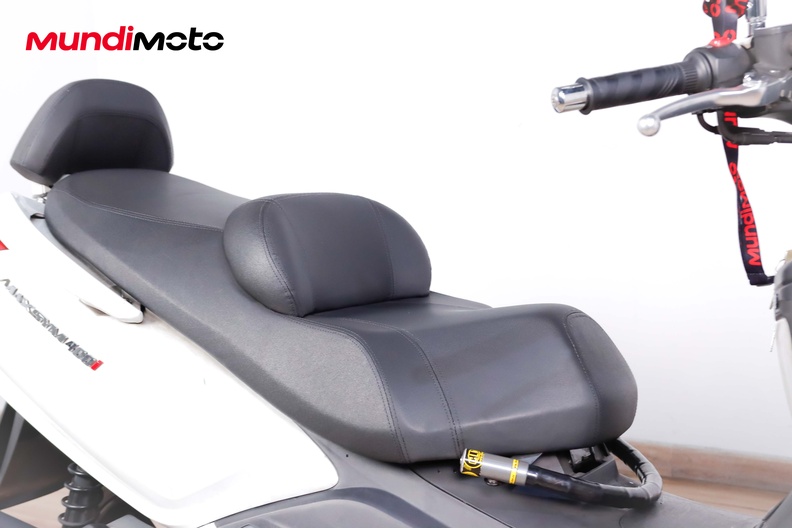 Motorbike image 13
