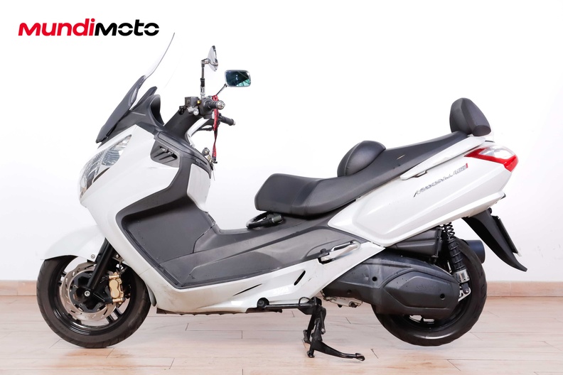 Motorbike image 5