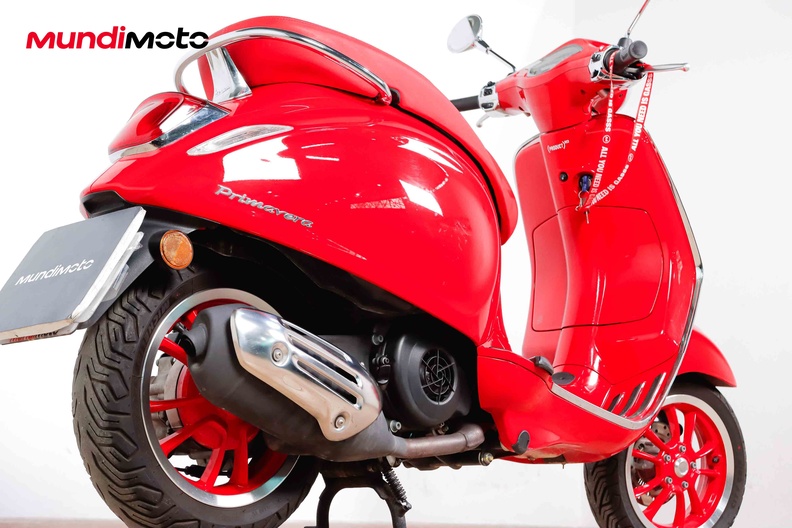 Motorbike image 3