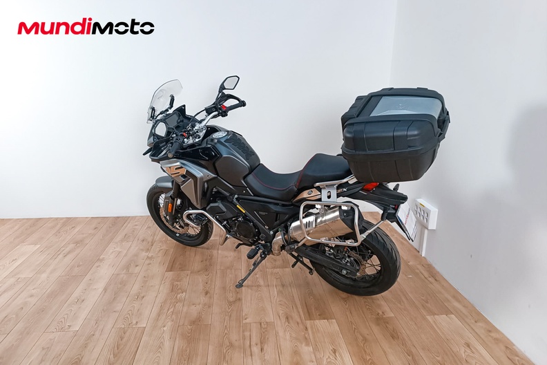 Motorbike image 7
