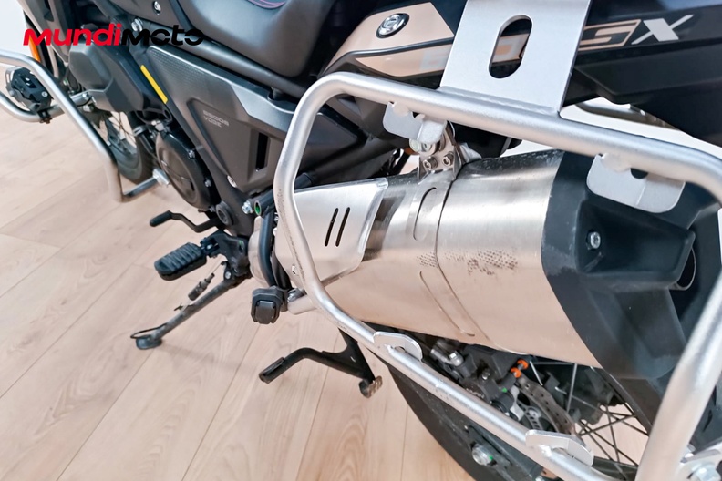 Motorbike image 8