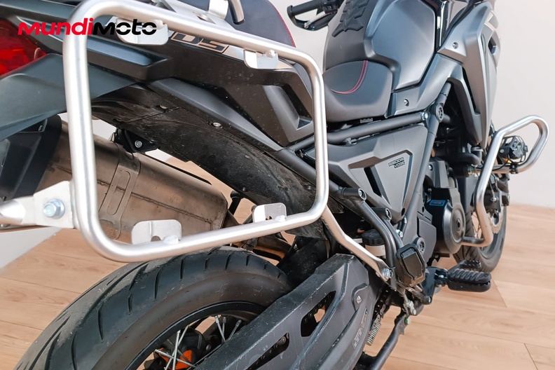 Motorbike image 3