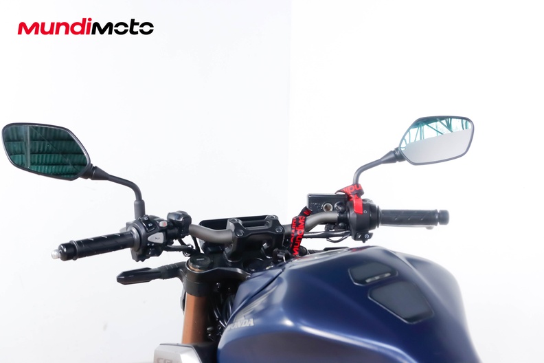 Motorbike image 10