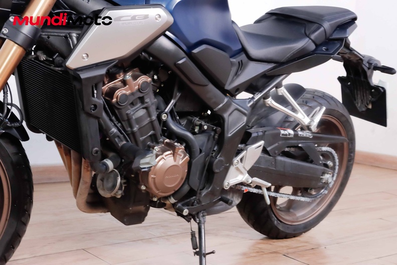 Motorbike image 8