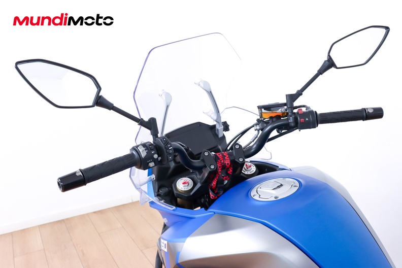 Motorbike image 10