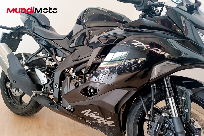 Motorbike image 4