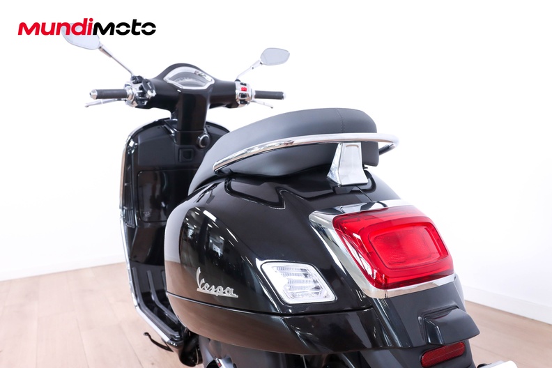 Motorbike image 8