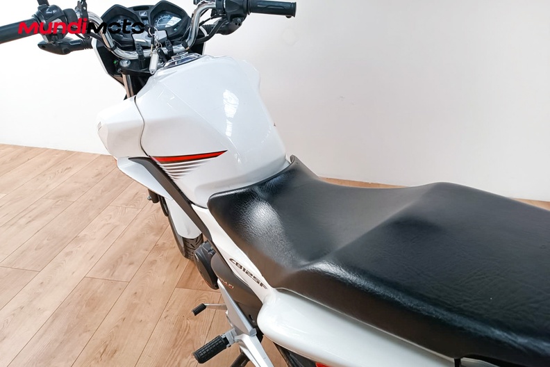 Motorbike image 8