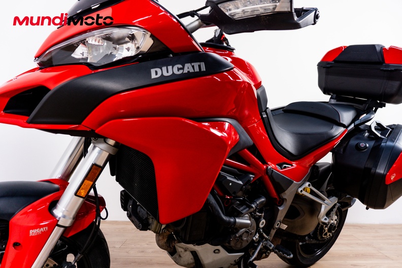 Motorbike image 9