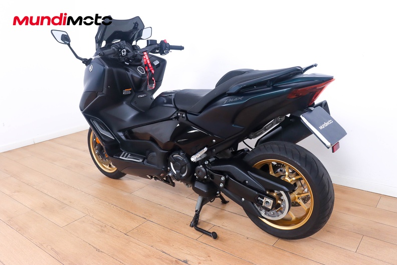 Motorbike image 6